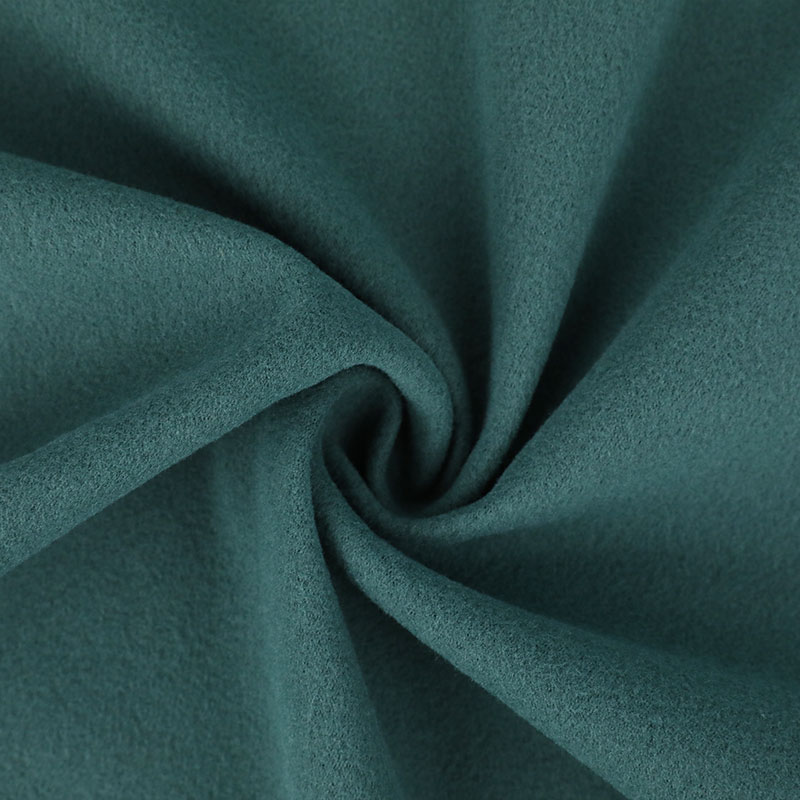 I produttori di tessuti tricot sono responsabili della produzione di tessuti tricot di alta qualità
